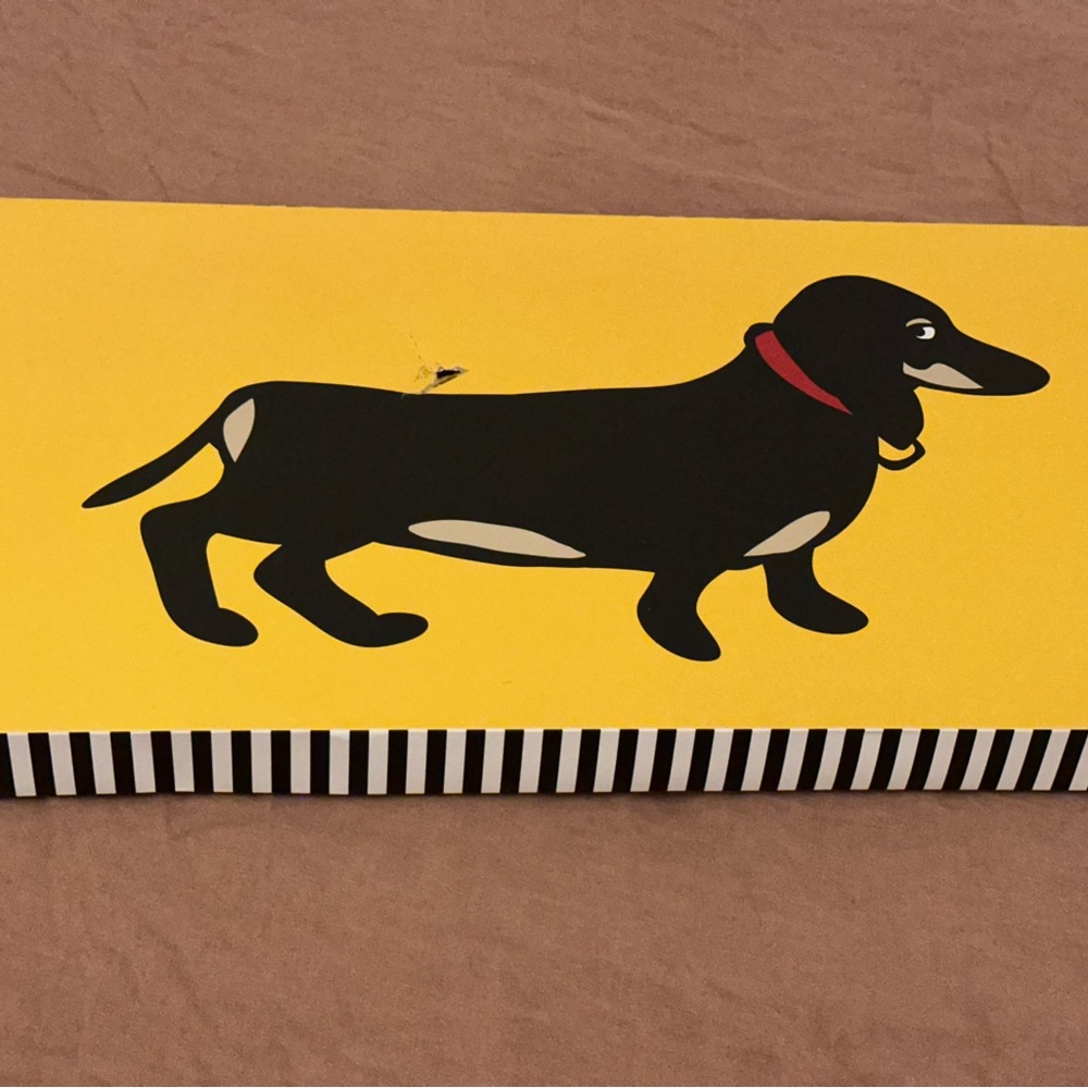 NWT Marc Tetro Dachshund Dog Crossbody Bag & Beanie Hat Gift Set- price is firm - Picture 3 of 11